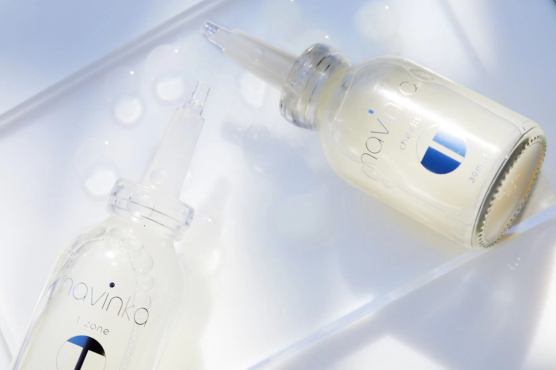 T-Zone + Cheeks 4 T-Zone + Cheeks - Image 2