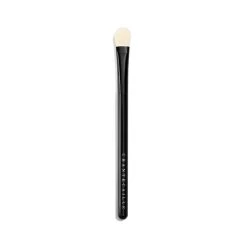 Shade And Sweep Eye Brush